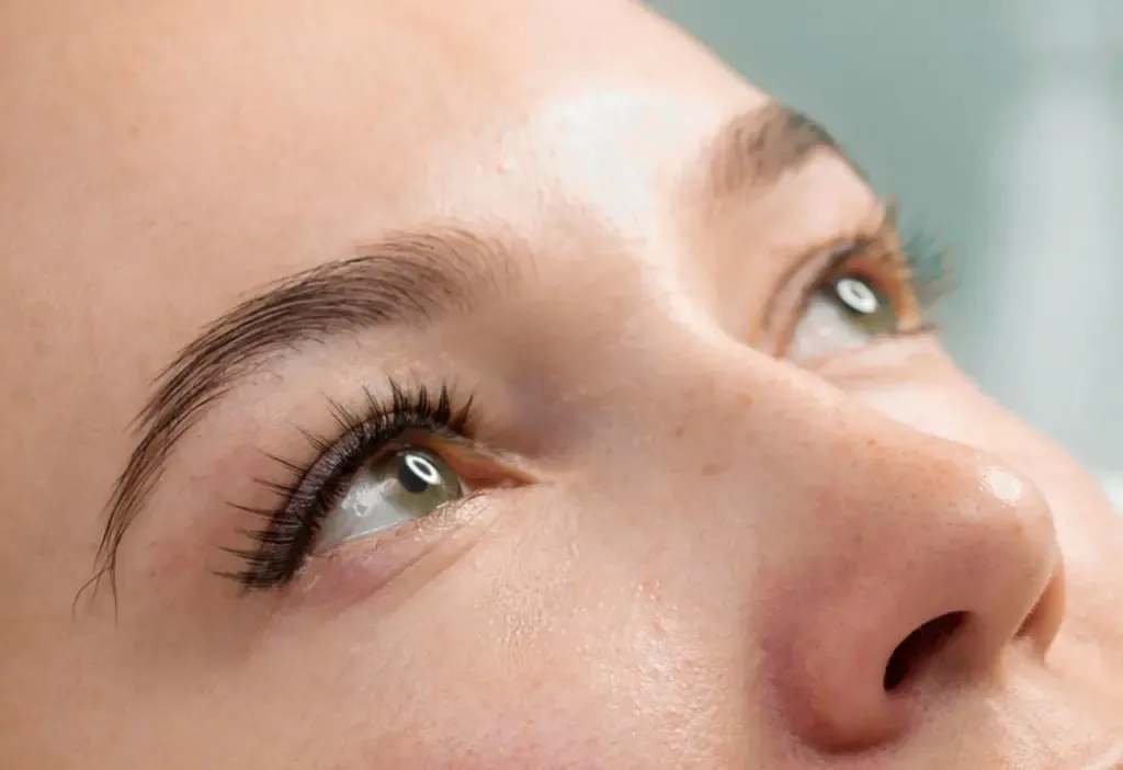 Wimpern Lifting und Färben bei JWC Kosmetik