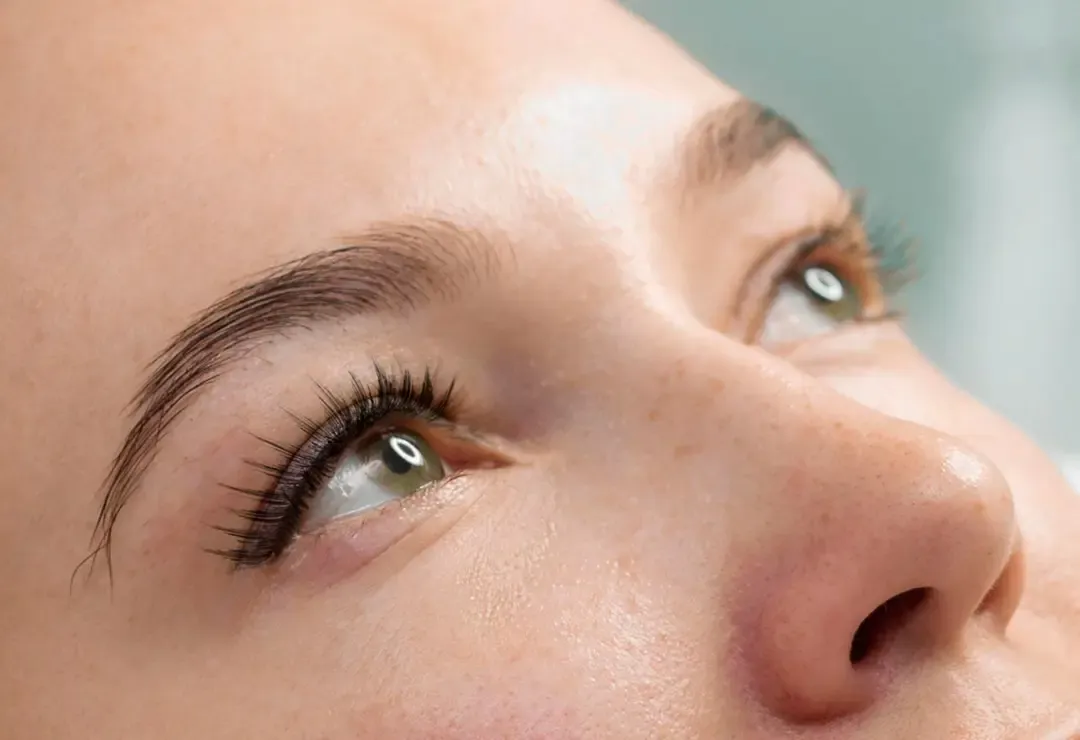 Wimpern Lifting und Färben bei JWC Kosmetik